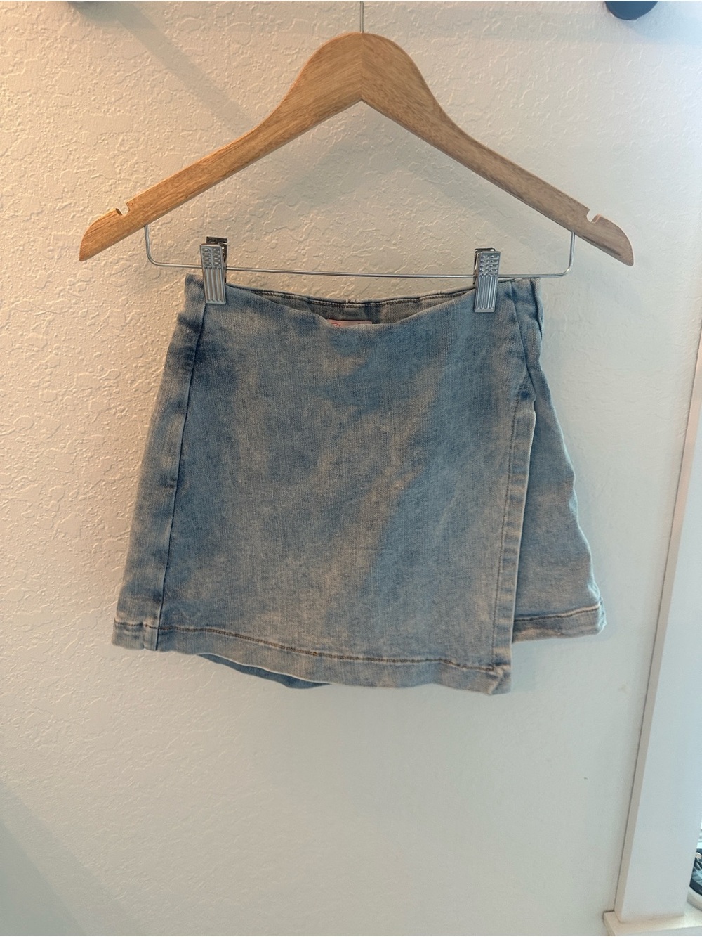 Pink Lily Light Denim Acid Wash Skort